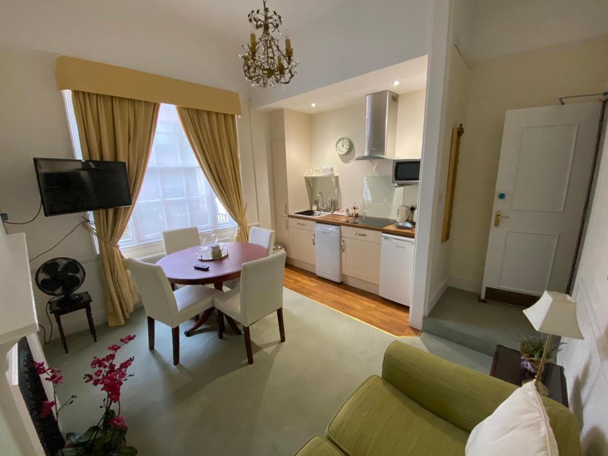 Pier View Self Catering Luxury Apartments เซาเทนด์ ออน ซี ภายนอก รูปภาพ